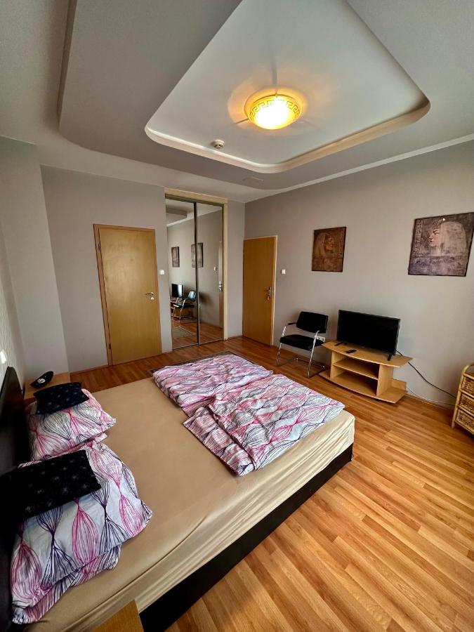 היישאלום Velvet Motel מראה חיצוני תמונה