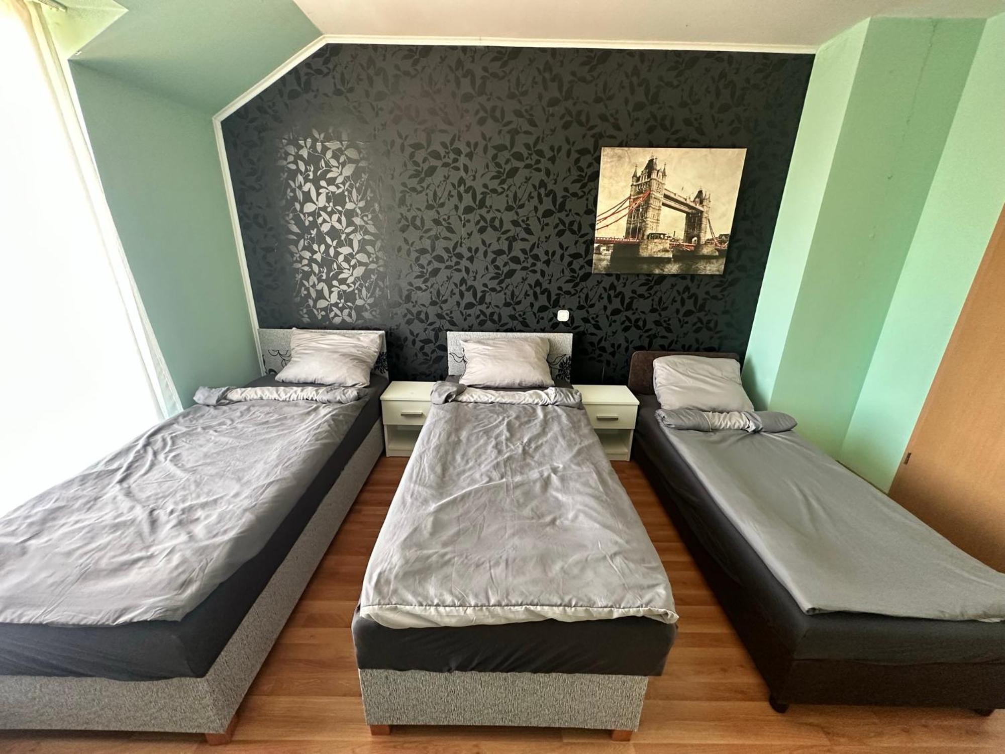 היישאלום Velvet Motel מראה חיצוני תמונה