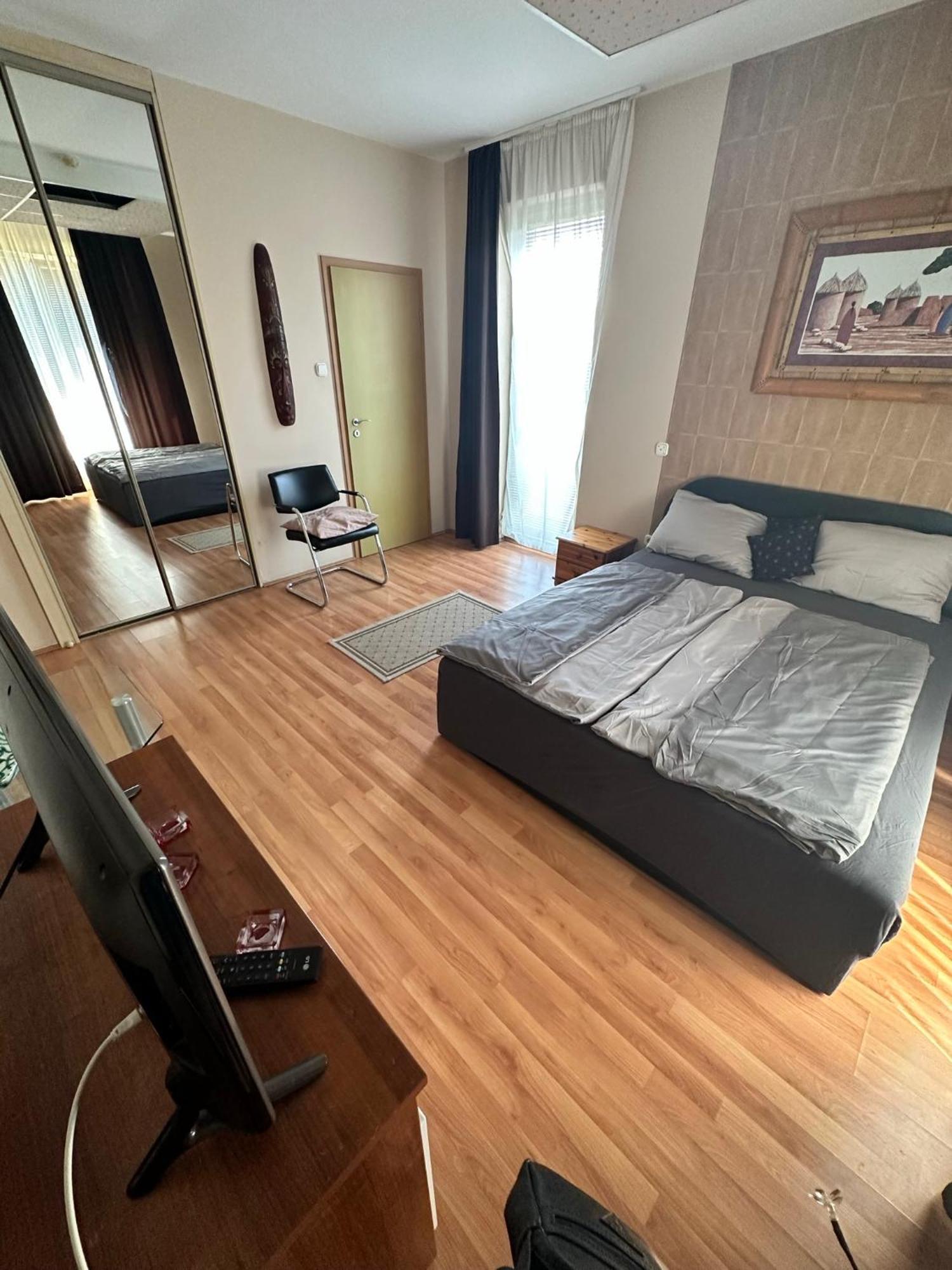 היישאלום Velvet Motel מראה חיצוני תמונה